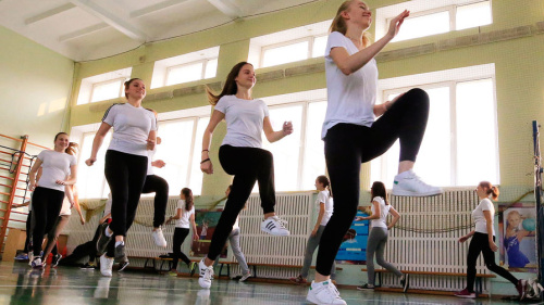 Больш фізкультуры і вучэбна-палявыя зборы. Што зменіцца ў школах з 1 верасня