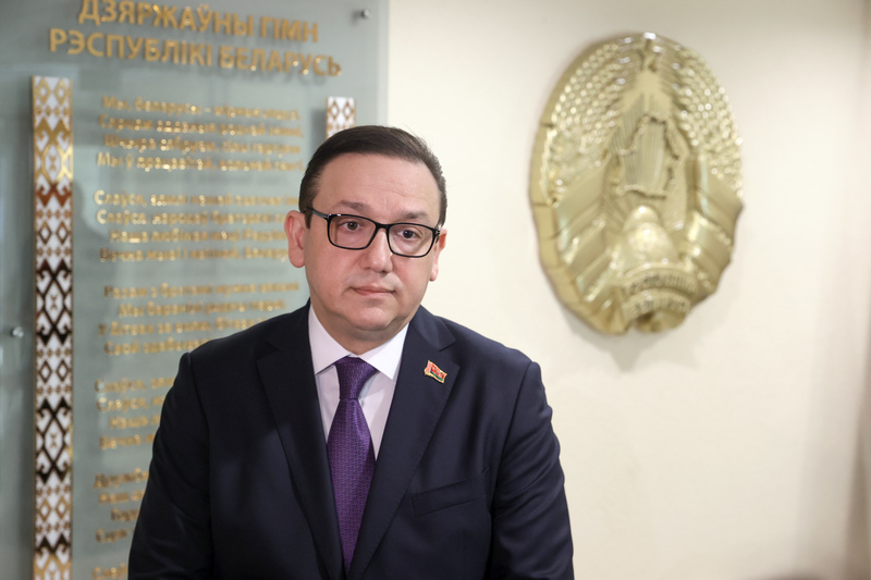 Як супрацьстаяць інфармацыйным укідам?