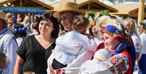 Ісачанка на адкрыцці «Купалля» ў Александрыі: лейтматывам свята стала славянскае сяброўства