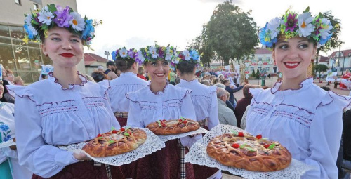 Этна-вечарынка, забег смаўжоў, ягаднае вяселле. У Глыбокім пройдзе 13-ы «Вішнёвы фестываль»
