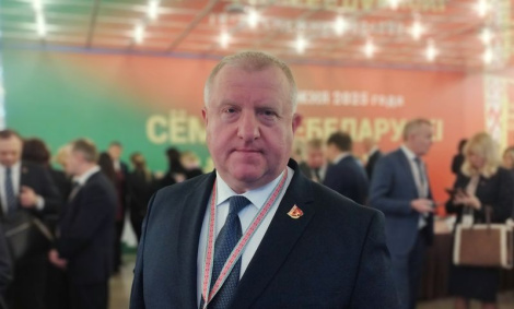 Дэлегат УНС Алег Дзячэнка: Важна вызначыць міжнародны трэк развіцця краіны