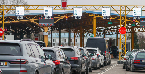 Больш за тры тысячы рублёў заплацяць два браты з Брэстчыны за продаж месцаў у чарзе на граніцы