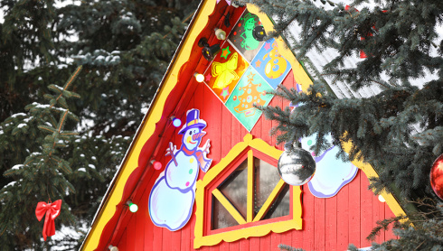 Резиденция Деда Мороза открылась на «Линии Сталина»