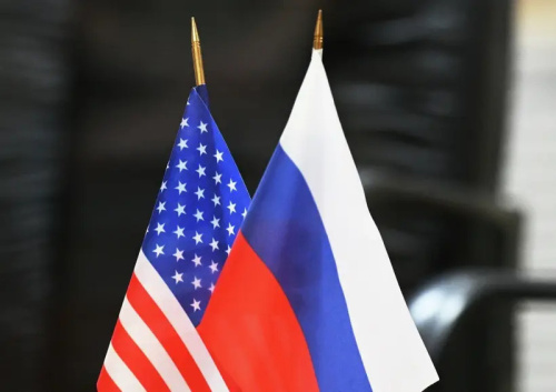 Трамп и Путин могут обсудить на Аляске снятие санкций