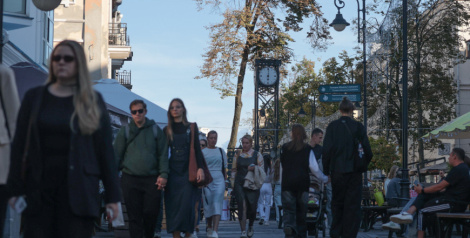 У Беларусі з 1 верасня павялічацца базавая стаўка і заробкі бюджэтнікаў