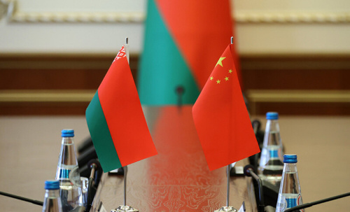 Chinese embassy in Belarus presents medals to five veterans to mark Victory’s 80th anniversary