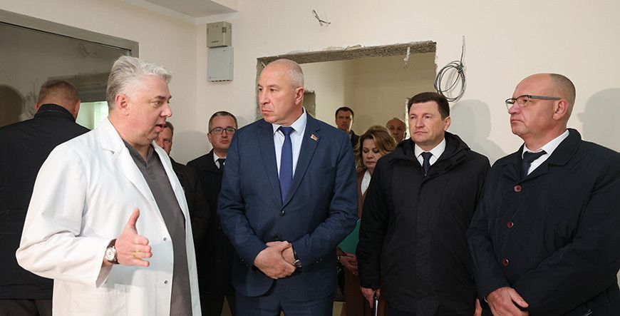 Біялагічны аартальны клапан сэрца беларускай вытворчасці ўпершыню ўсталявалі двум пацыентам у Гродне