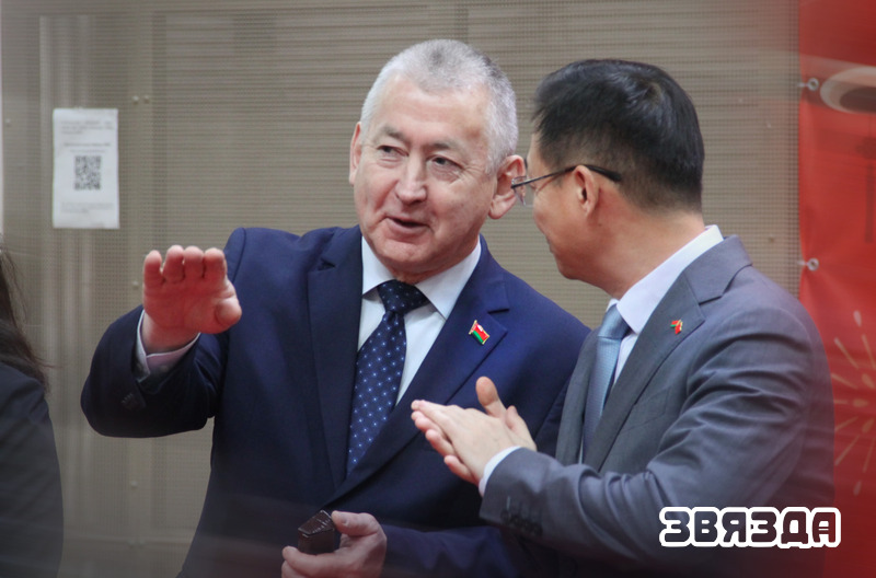 Сяброўства умацоўваць спаборніцтвам