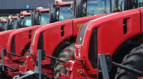 Export of BELARUS tractors to remote markets nearly doubles in January-September