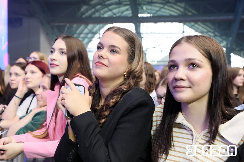 У Мінску прайшоў выпускны вечар для навучэнцаў каледжаў
