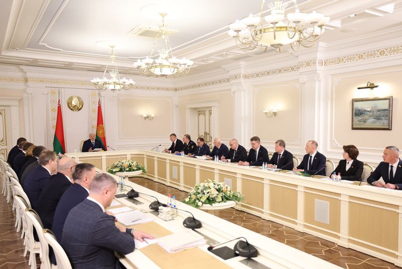 Lukashenko urges to regulate rental housing issues