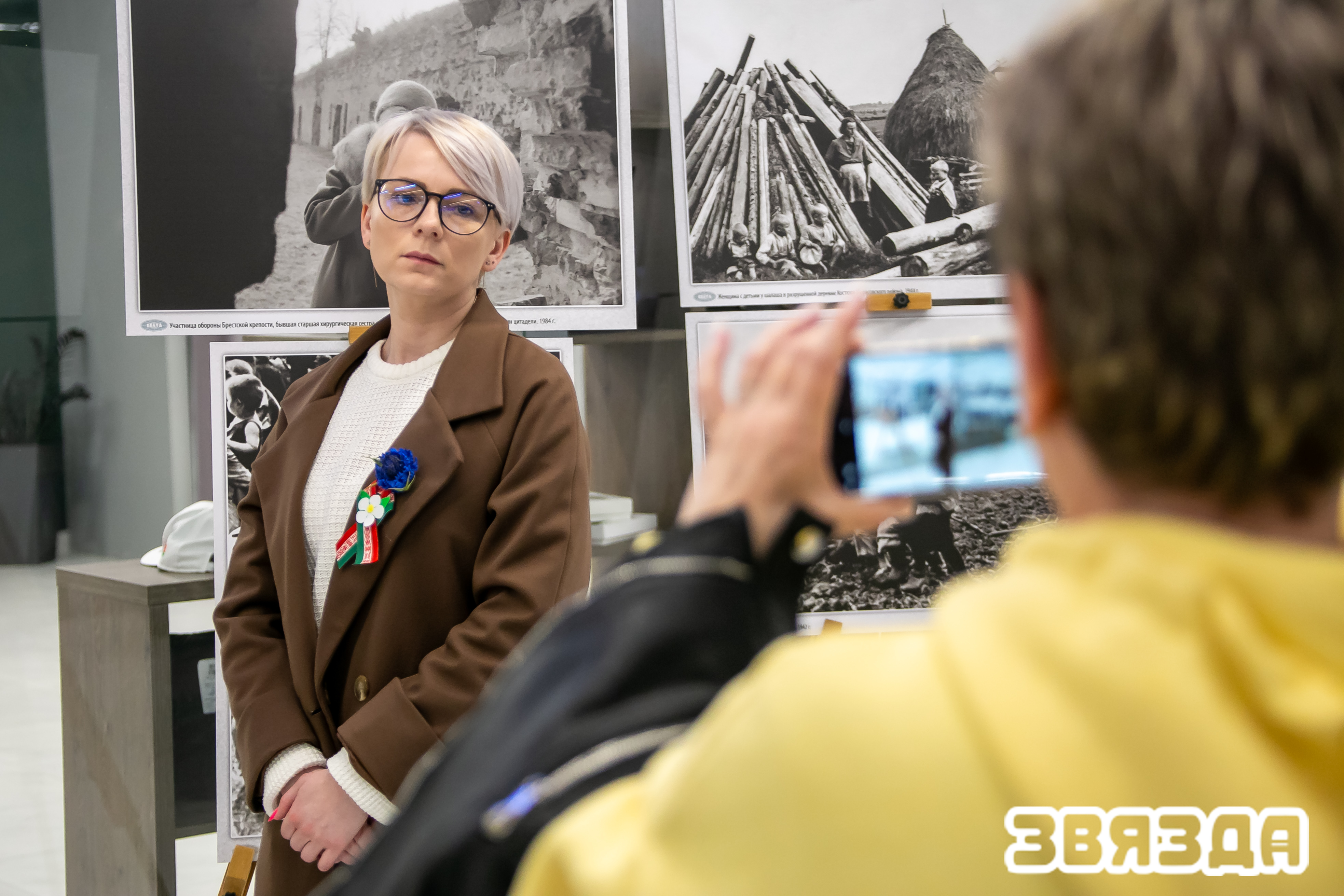 «Жанчына. Вайна. Перамога» : як прайшло адкрыццё фотавыставы ўнікальных архіўных фатаграфій