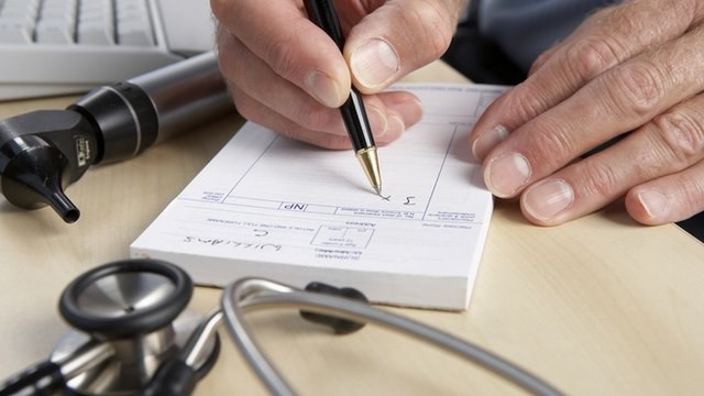 У Дзярждуме палічылі залішняй ідэю забараніць урачам пісаць рэцэпты ад рукі