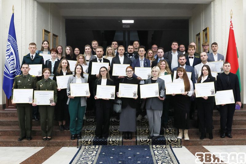 Вучоныя-пачаткоўцы працуюць над праектамі, якія нясуць рэальную карысць