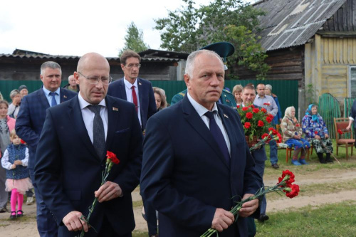 У Быхаўскім раёне аднавілі помнік ахвярам генацыду