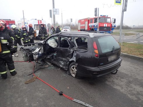 В Бобруйске сотрудники МЧС спасли женщину, попавшую в ДТП