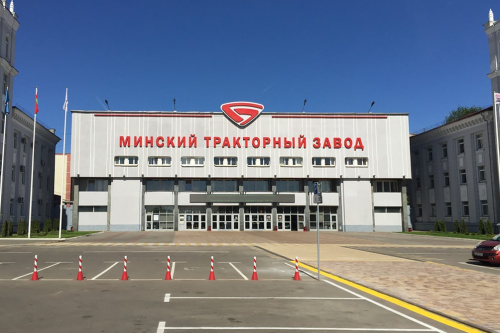 МТЗ плануе ў жніўні прыняць на работу больш за 700 маладых спецыялістаў