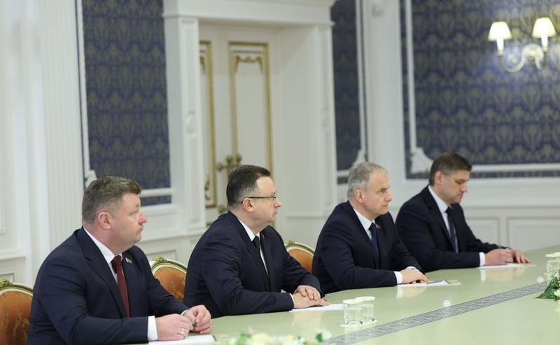 Аляксандр Лукашэнка: «Павінны быць цвёрдыя патрабаванні і выканальніцкая дысцыпліна з боку падначаленых»