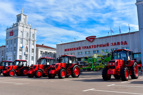Дылер МТЗ у верасні адкрые мультыбрэндавы цэнтр у Прымор'і