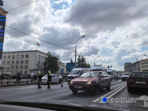 Каля Акадэміі навук у Мінску адбылася буйная аварыя
