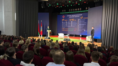 Старшыня Мінскага аблвыканкама Аляксей Кушнарэнка адказаў на пытанні маладых спецыялістаў Міншчыны