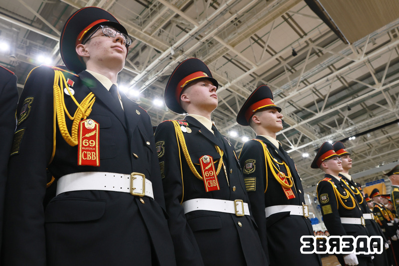 Выпускны вечар прайшоў у Мінскім сувораўскім ваенным вучылішчы