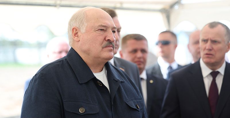 Лукашэнка ў Шклове наведаў камбікормавы завод