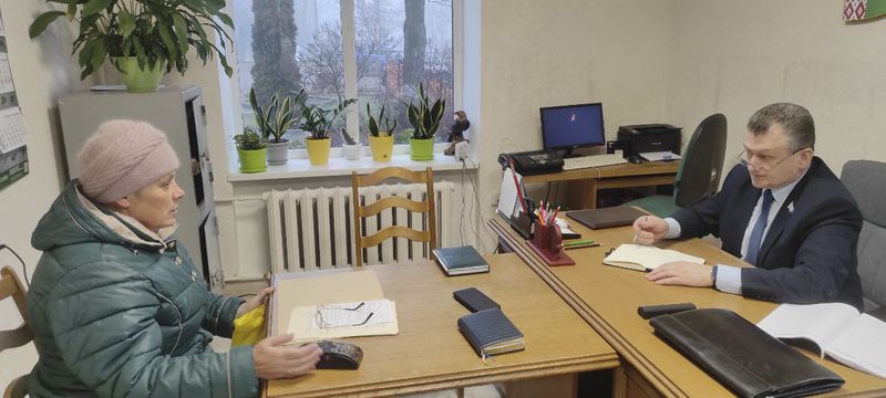Дэпутат Палаты прадстаўнікоў Алег Кузьмін расказаў аб асаблівасцях работы з выбаршчыкамі