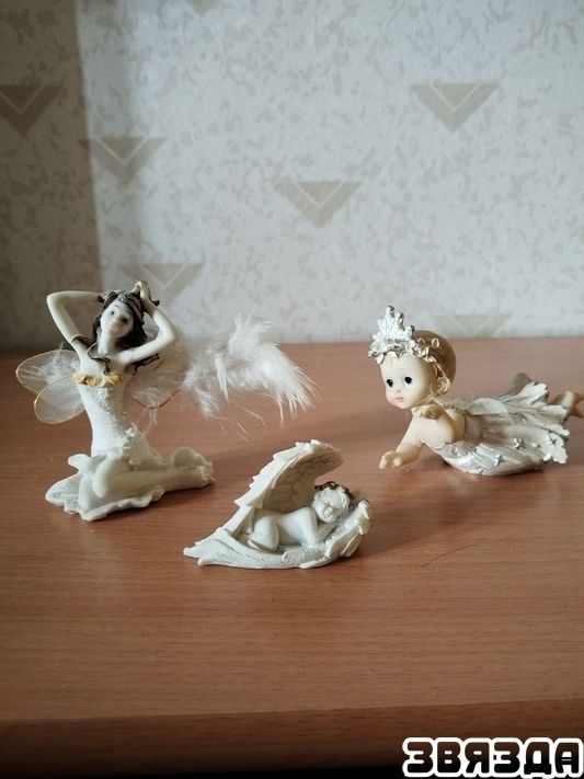 У кватэры мінчанкі Валянціны Кандрацені пасяліліся 130 анёлаў
