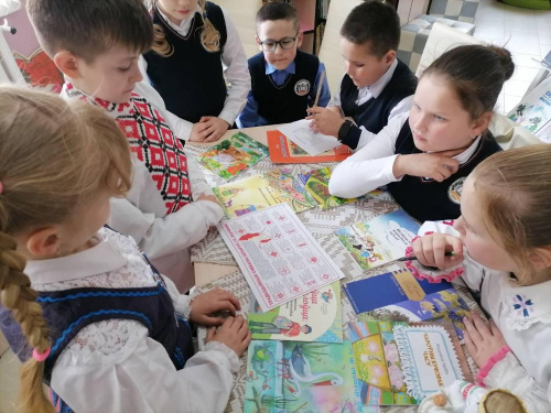 Сябруем з роднай літаратурай