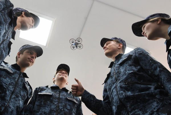 У адукацыйным працэсе падрастаючага пакалення ўсё большая ўвага надаецца навучанню пілатавання дронамі