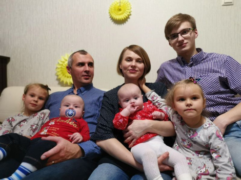 Шматдзетная маці на сцэне ў беларускіх танцах — мастацтва і рэальнасць
