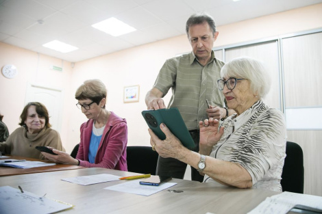 Кур­сы ліч­ба­вай аду­ка­ва­нас­ці па­пу­ляр­ныя ў пен­сі­я­не­раў