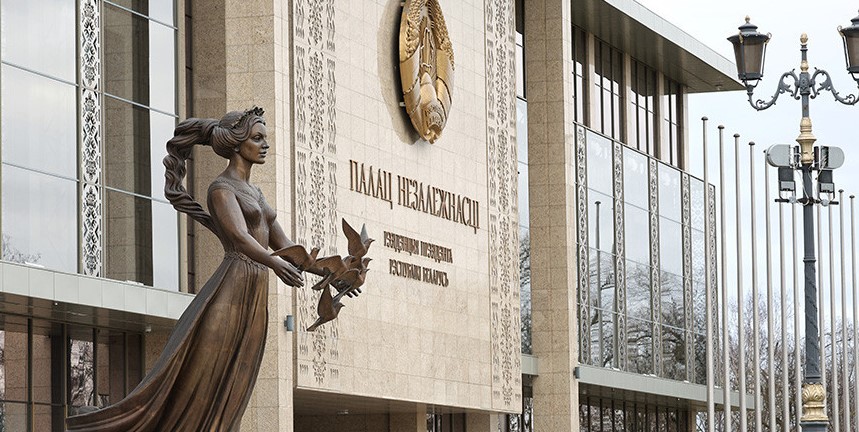 Лукашэнка павіншаваў работнікаў друку з прафесійным святам