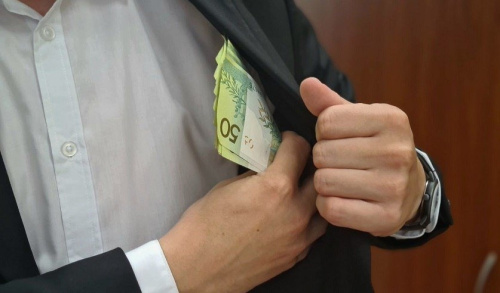 Затрыманы намеснік дырэктара буйной будаўнічай кампаніі за атрыманне хабару