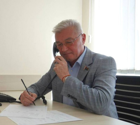 Дэпутат Валерый Малашка расказаў пра работу з выбаршчыкамі, заканатворчую дзейнасць, захаванне памяці.