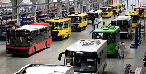 Як працуе новая аўтобусная вытворчасць у Мінску, раксказалі ў холдынгу «БЕЛАЎТАМАЗ»