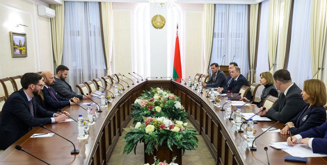 Ахова здароўя, культура, бізнес. Якія тэмы ўзнімаліся на сустрэчы Пяткевіч з ганаровым консулам Беларусі ў Швейцарыі