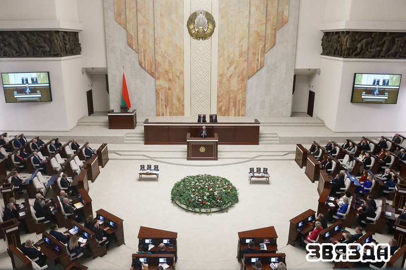 Сергяенка: Жыццёвы шлях нашага кіраўніка дзяржавы — прыклад для пераймання