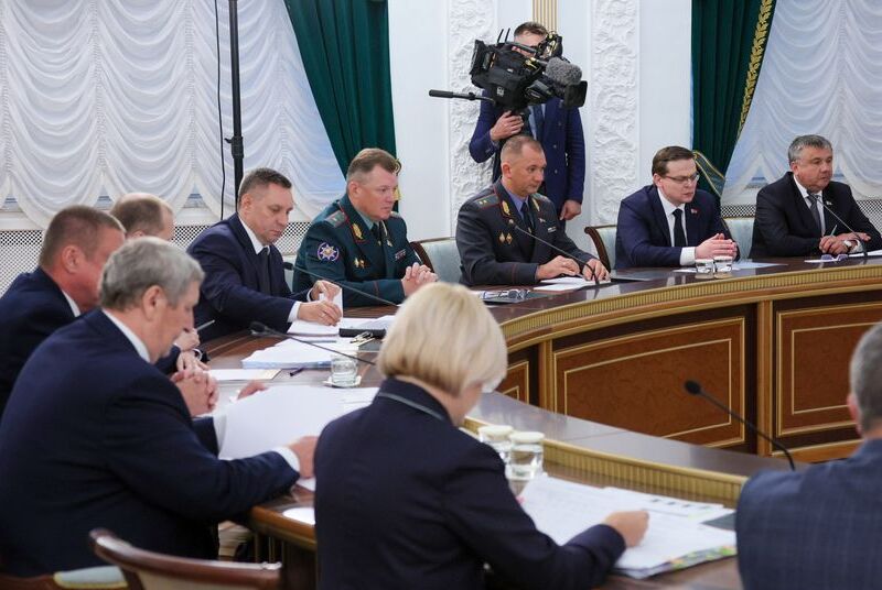 Lukashenko warns against careless approach to harvesting