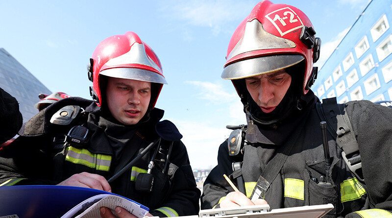 Lukashenko extends professional holiday greetings to Belarusian firefighters