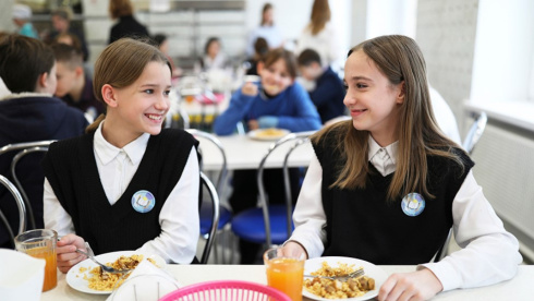 В Беларуси с 1 октября нормы оплаты за школьное питание увеличат на 5%