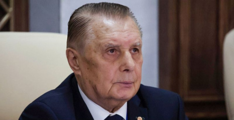 Лукашэнка папрасіў Валянціна Сукалу «не сыходзіць далёка ад Вярхоўнага Суда»