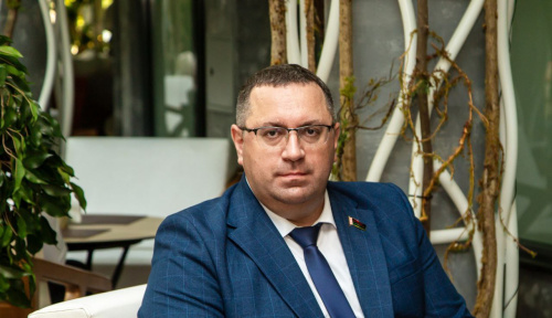 Ігар Сяргееў, член Пастаяннай камісіі Савета Рэспублікі па заканадаўстве і дзяржаўным будаўніцтве: Да міру праз дыялог