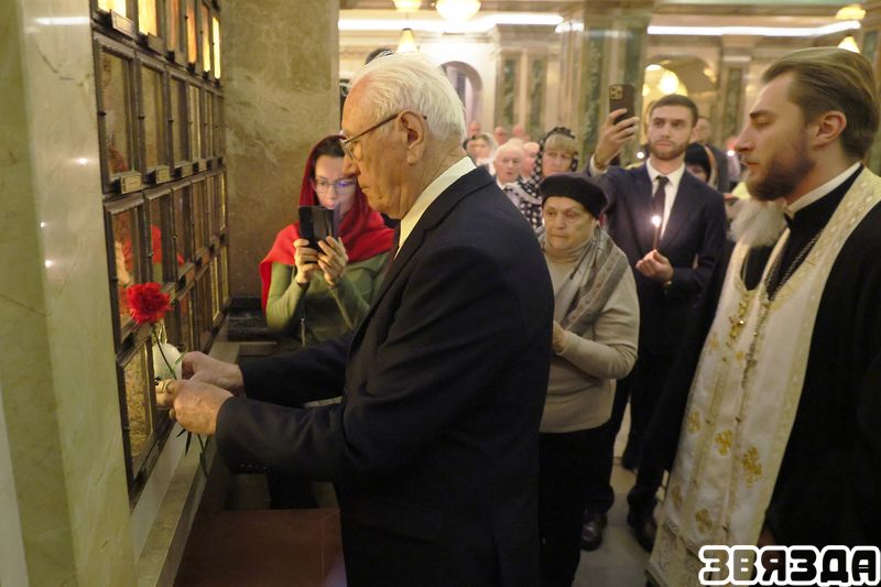 Capsules with earth from a mass grave at the Baikonur cosmodrome were laid in Minsk