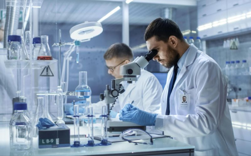 У свеце ўсё менш краін маюць магчымасць валодаць фундаментальнымі навуковымі ведамі