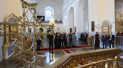 Lukashenko calls for state support to all religious centers to keep peace in Belarus