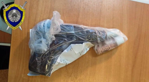 Пьяный житель Кобрина угрожал подросткам пневматическим пистолетом