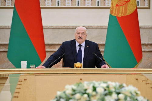 Тонкая настройка на внешнем контуре. Подробности совещания Лукашенко с дипломатами