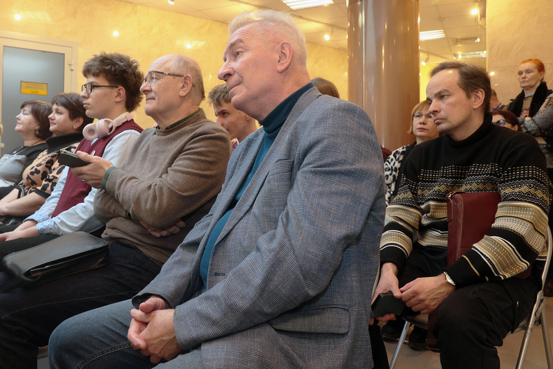 У Нацыянальнай бібліятэцы прайшла творчая сустрэча з Зіновіем Прыгодзічам